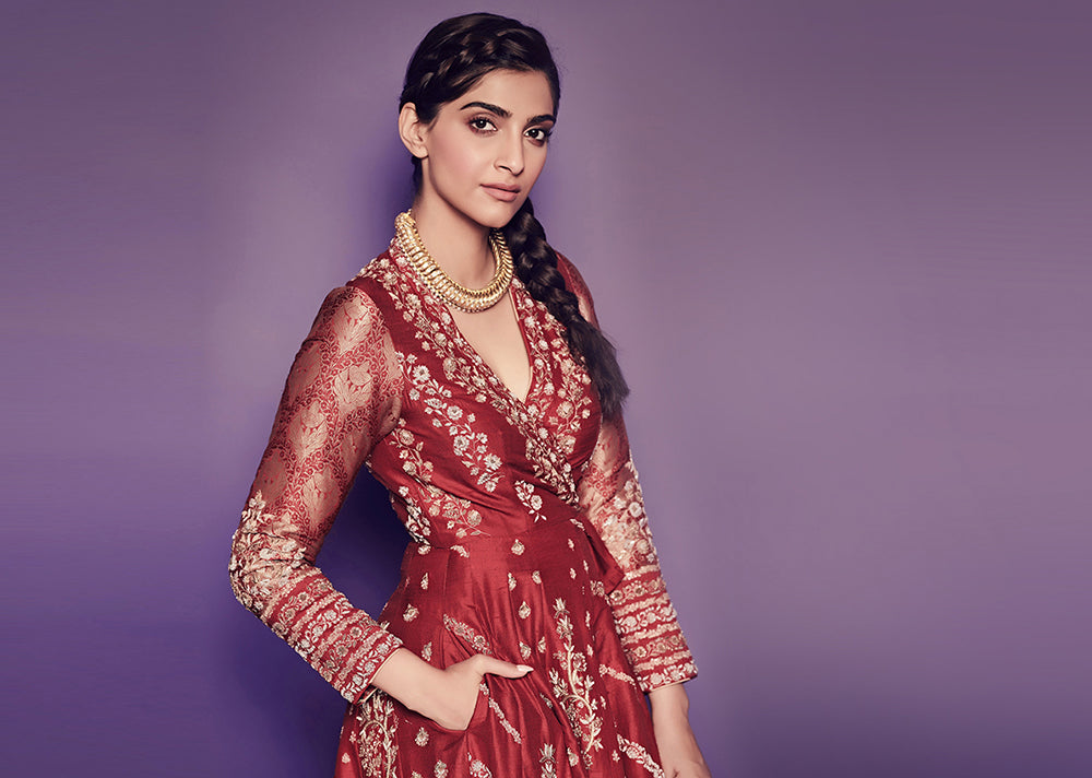 SONAM KAPOOR WEARS KALINI KURTA SET BY SUE MUE FOR THE PROMOTIONS OF THE ZOYA FACTOR