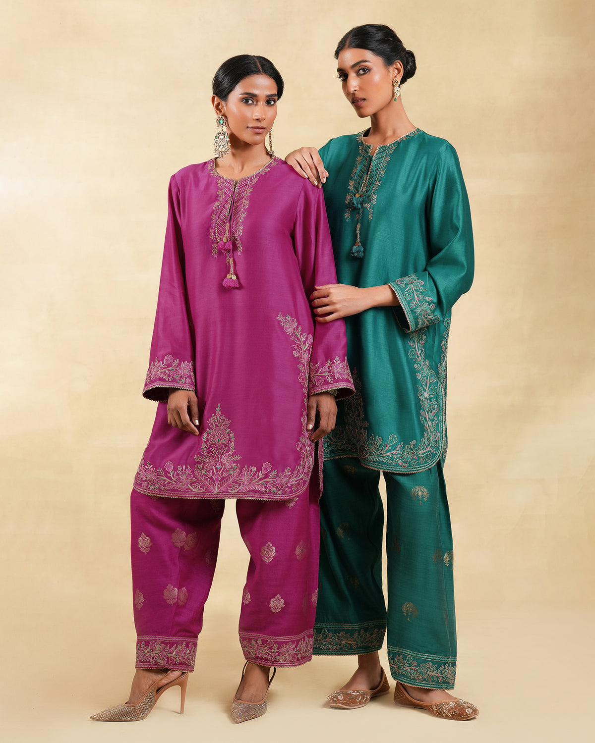 Harf Short Kurta Set