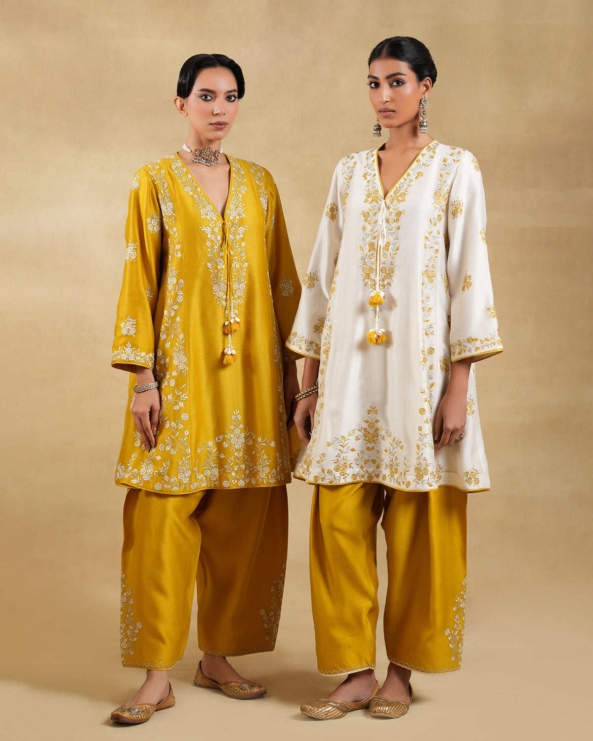 Naayab Short Kurta Set