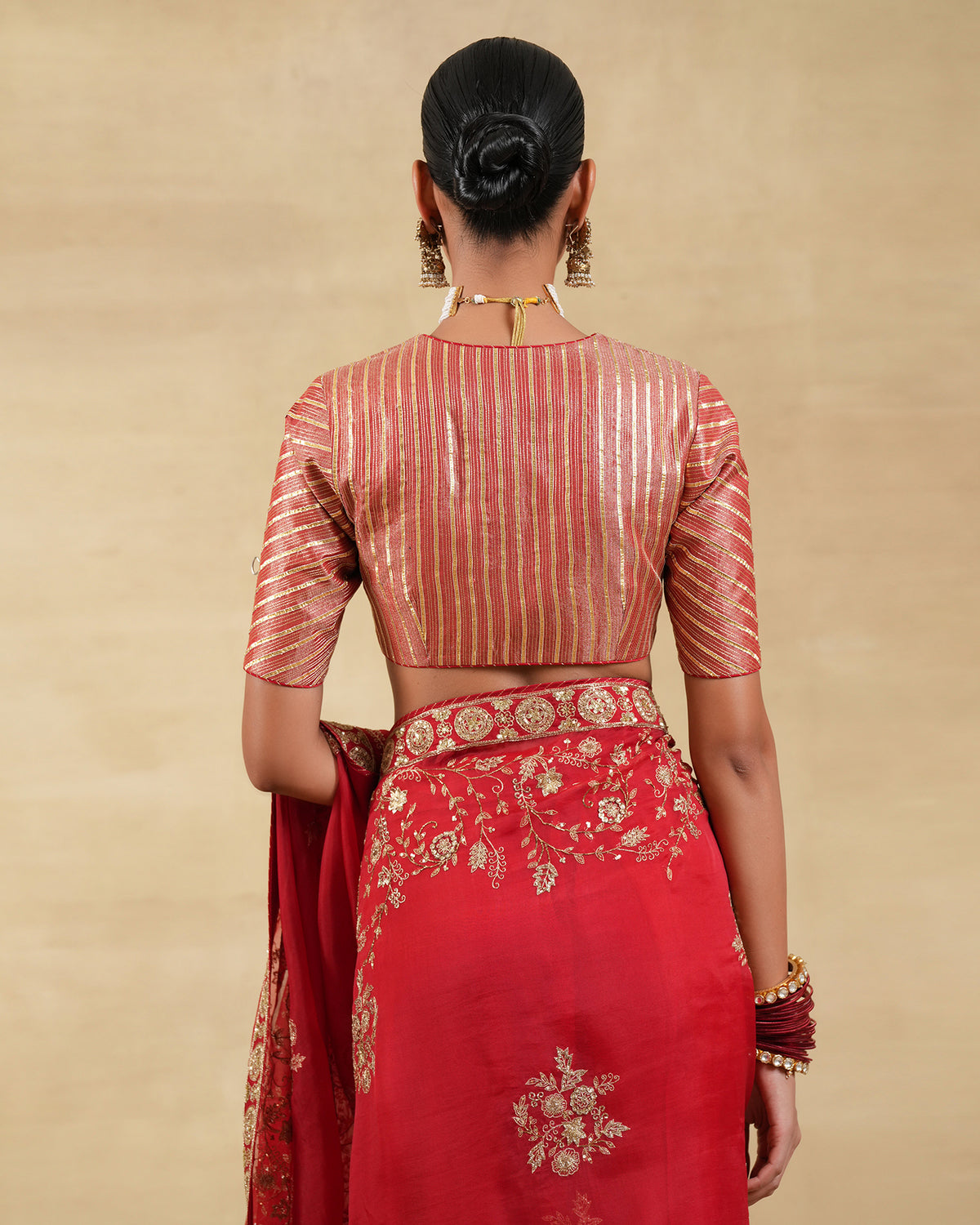 Surkh Khwaab Saree Set