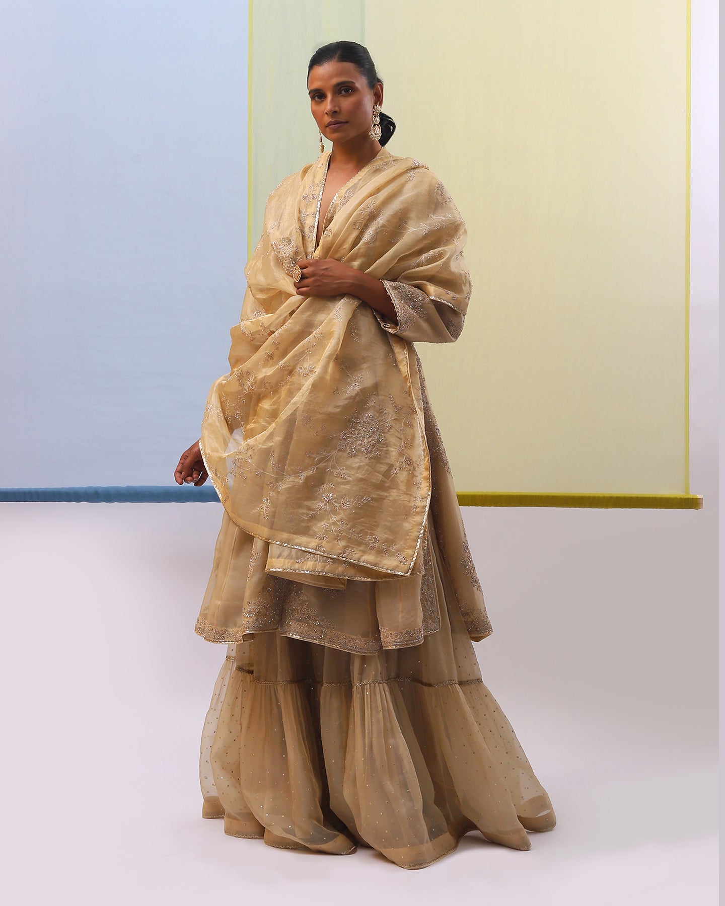 farasha sharara set