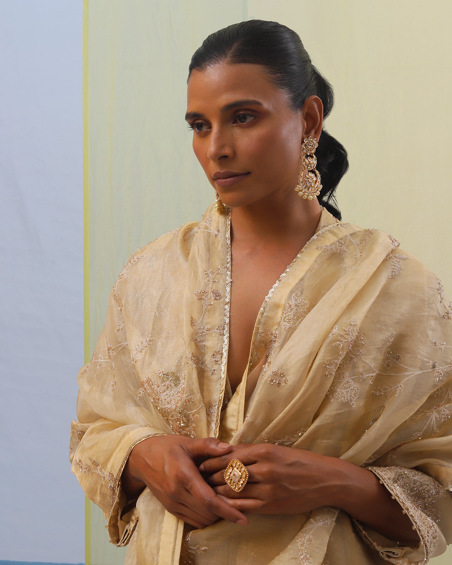 farasha sharara set