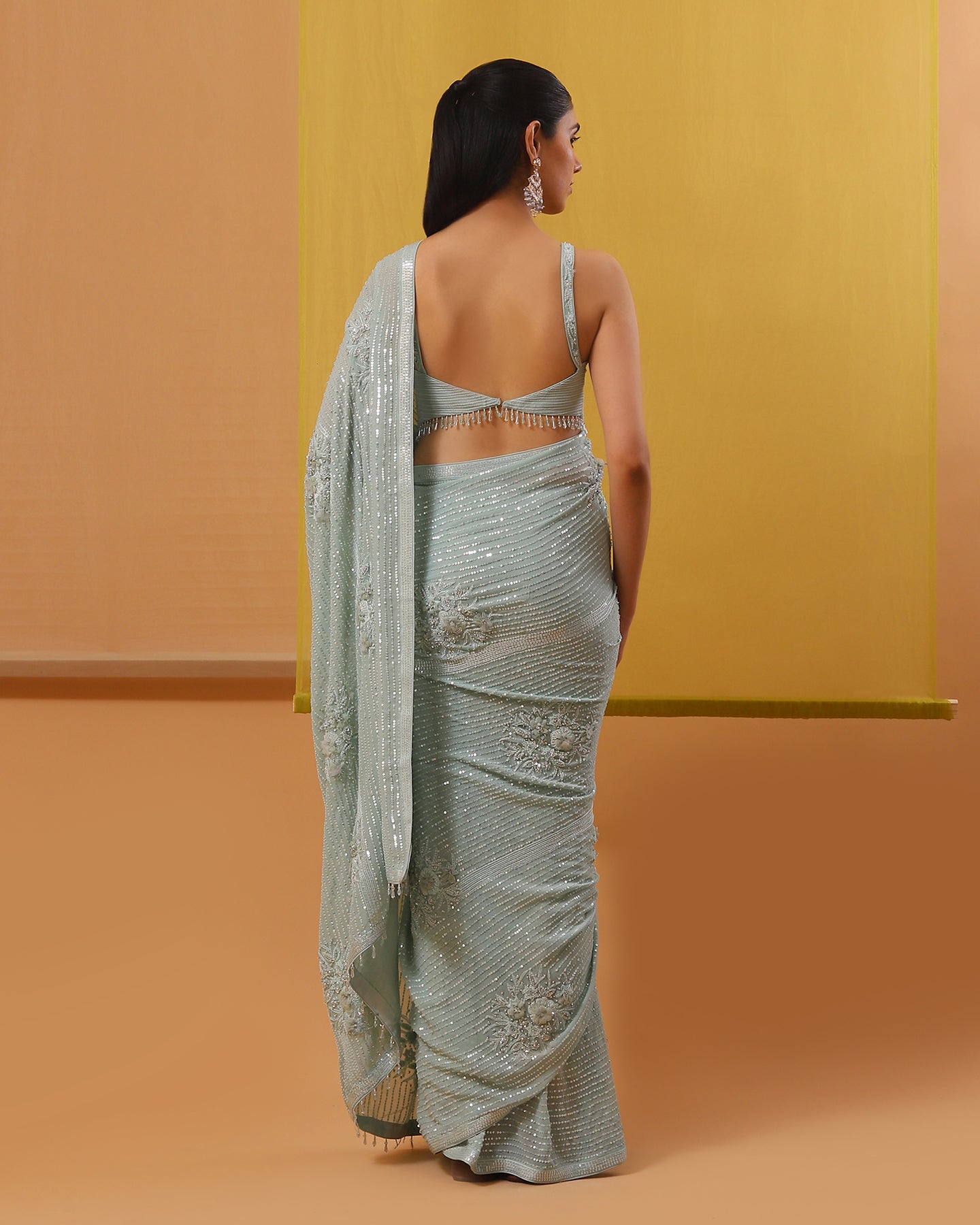 alina saree set