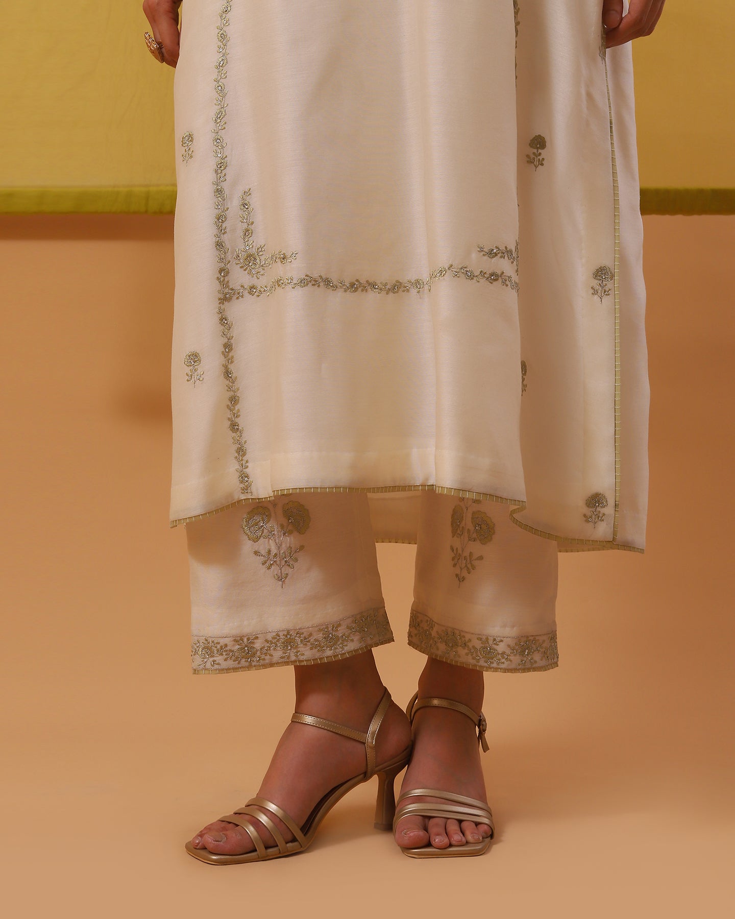 afni long kurta set
