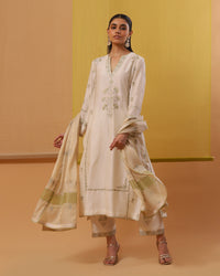 afni long kurta set