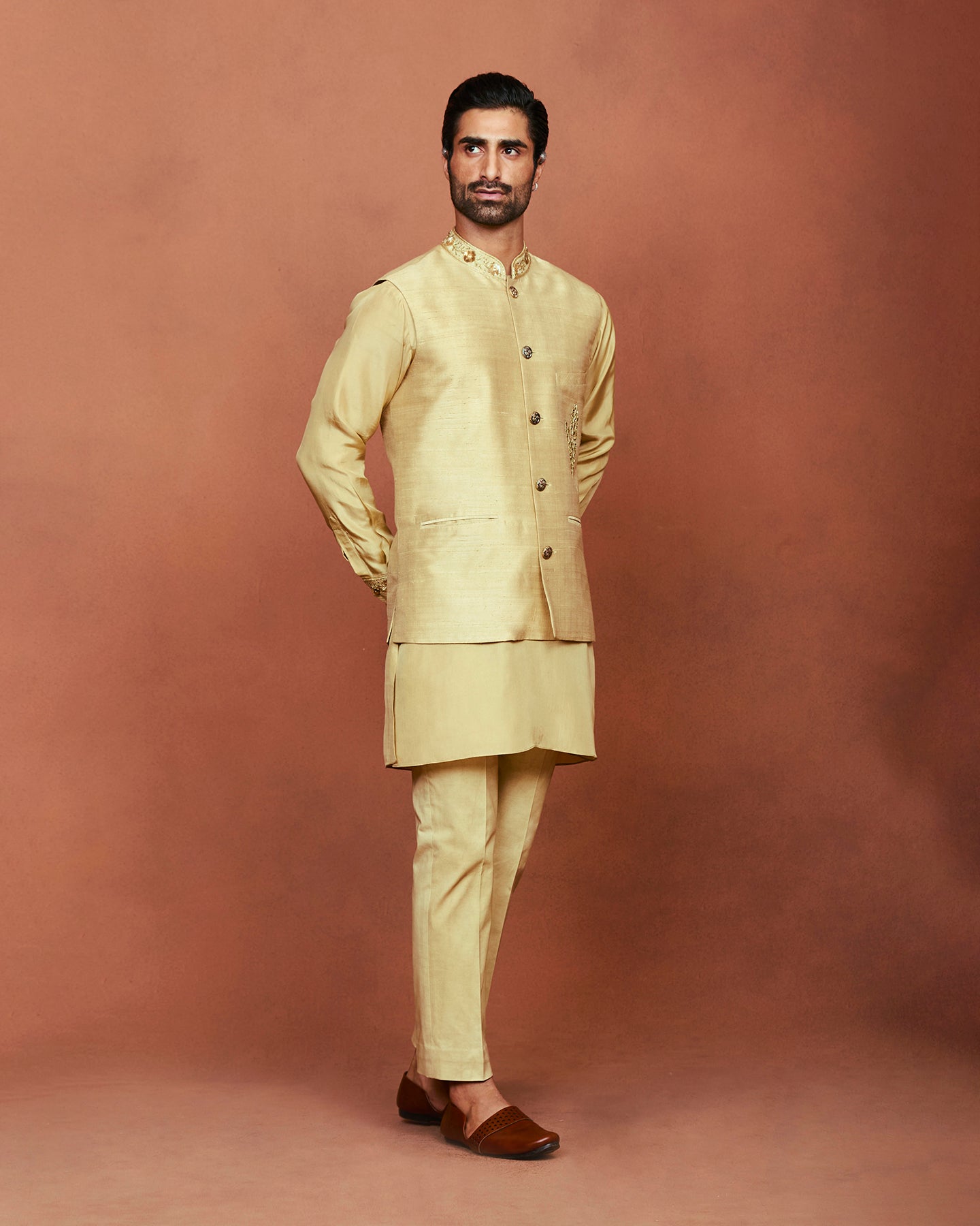 Nivar Bundi Set