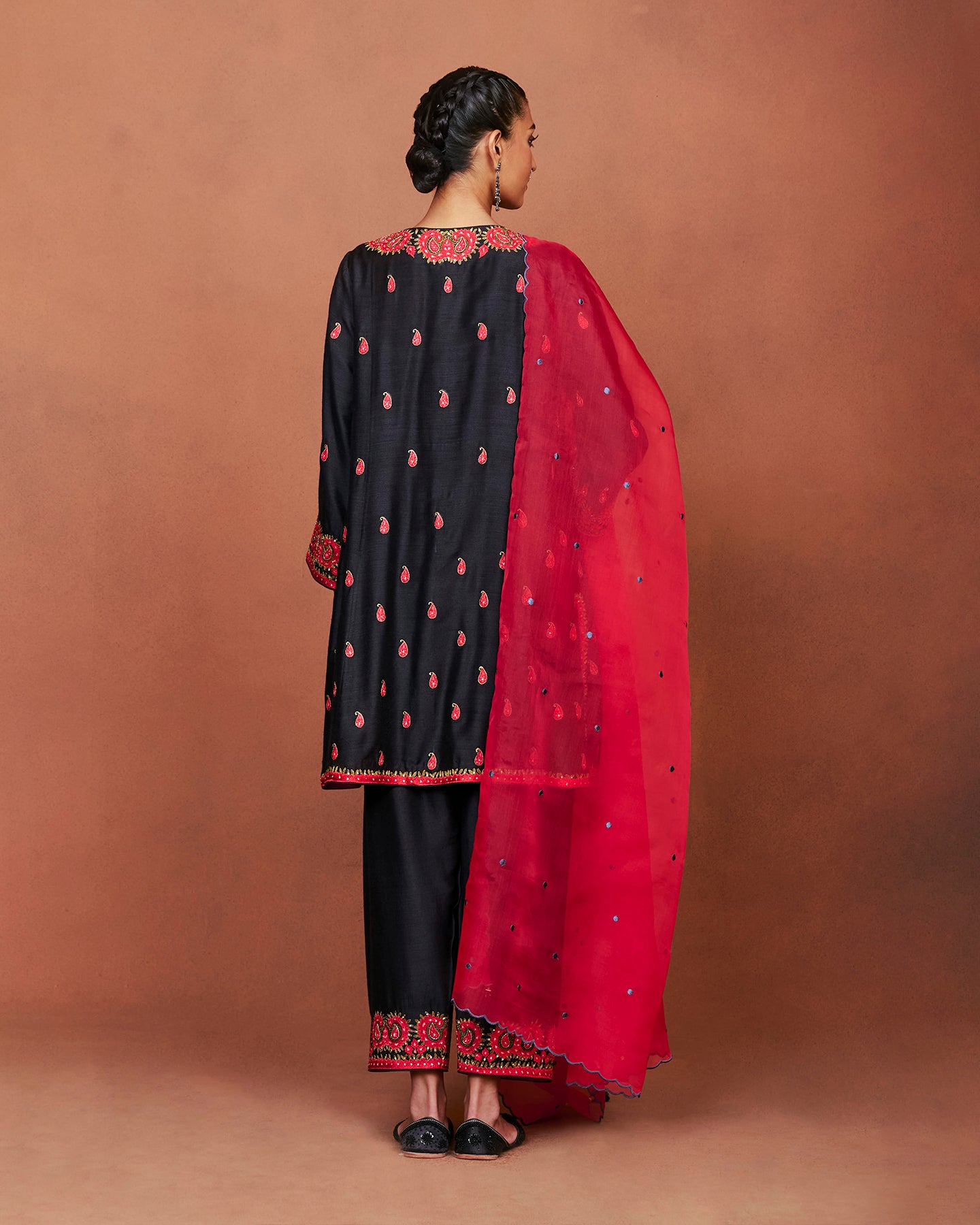 Nai Black Short Kurta Set