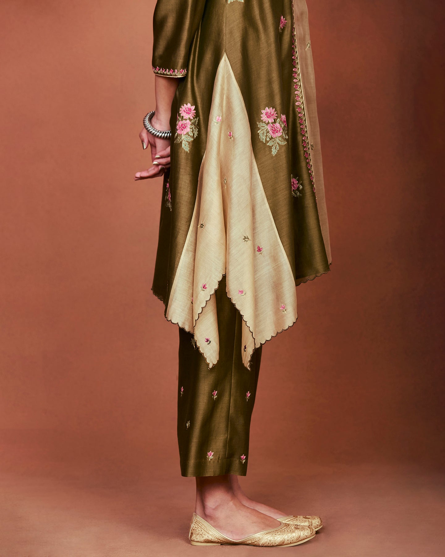Leya Olive Green Long Kurta Set