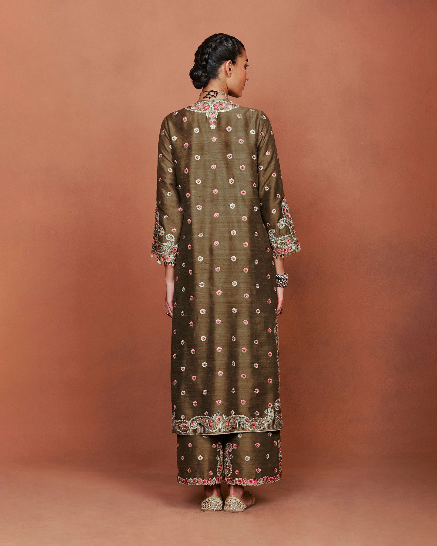 Jiyara Long Kurta Set