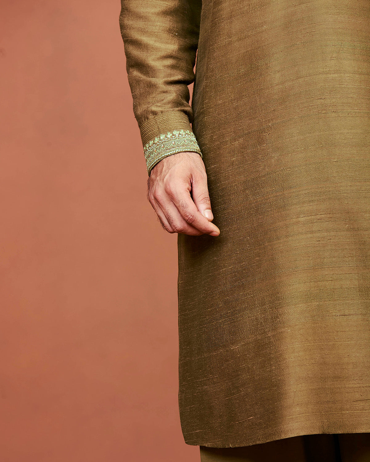Verash Pathani Set