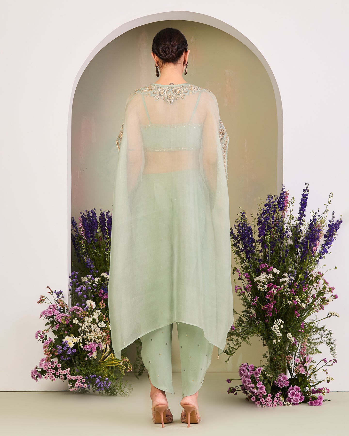 Eiaf Cape Set
