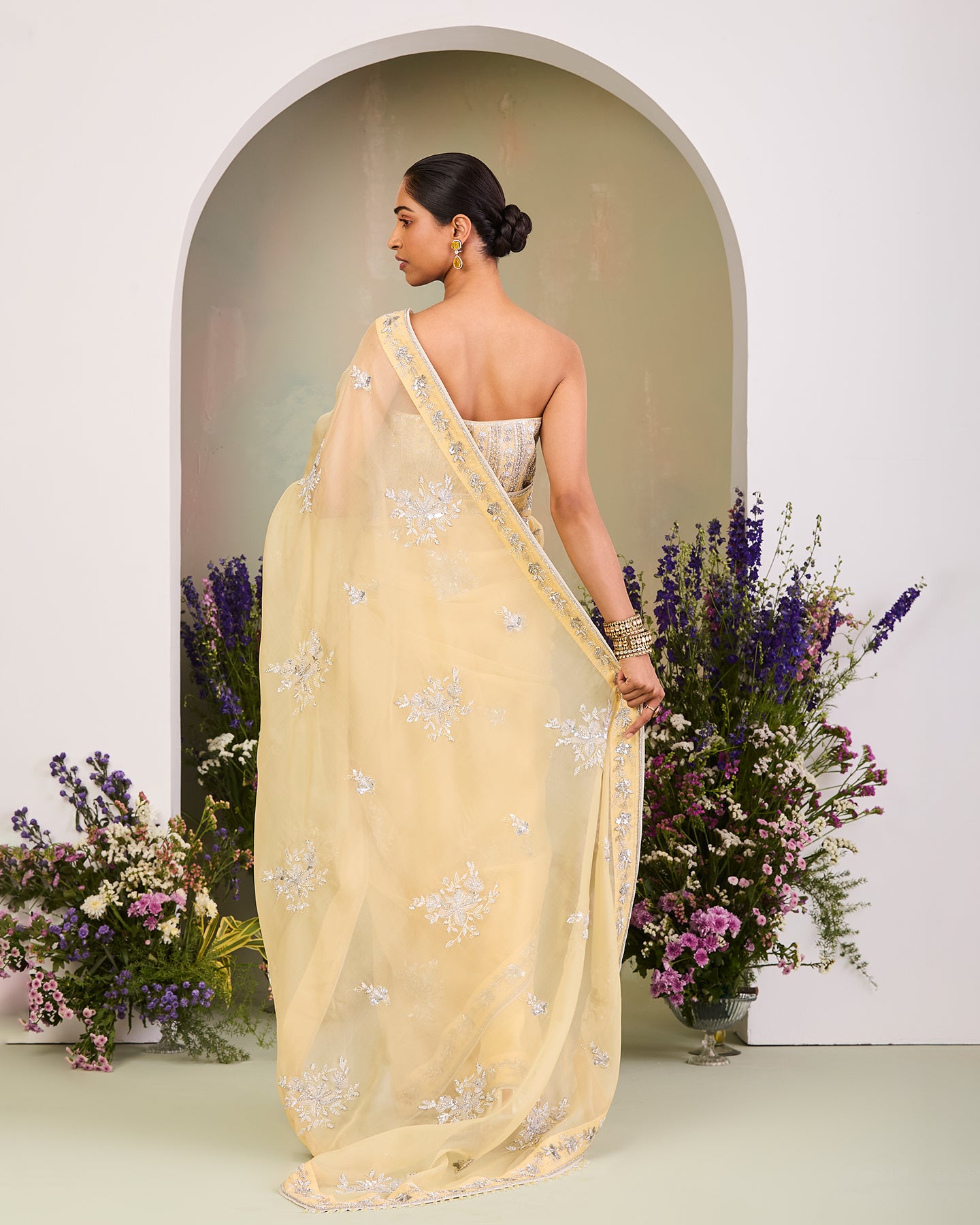 zara saree set