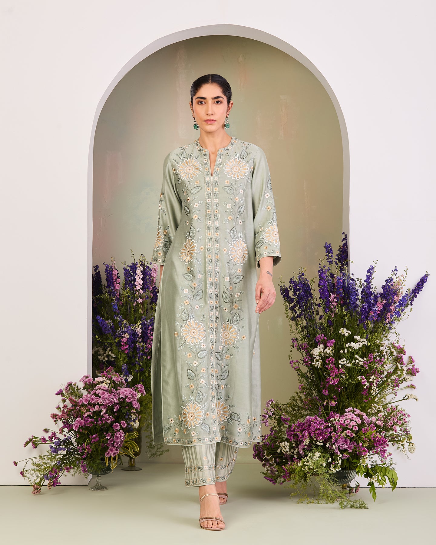 Ulfat Long Kurta Set
