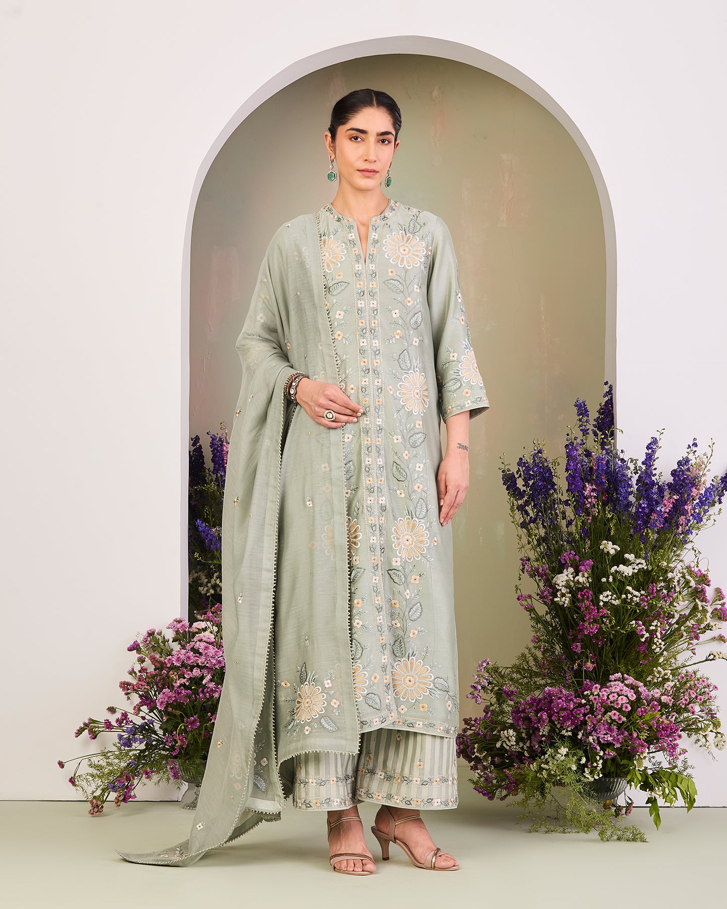 Ulfat Long Kurta Set