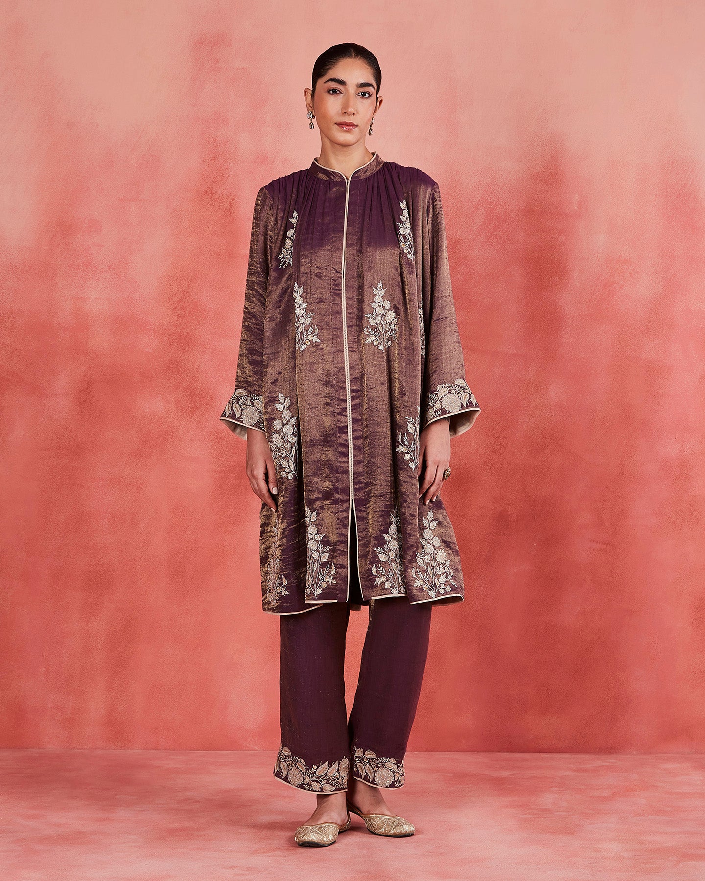 shadiya short kurta set