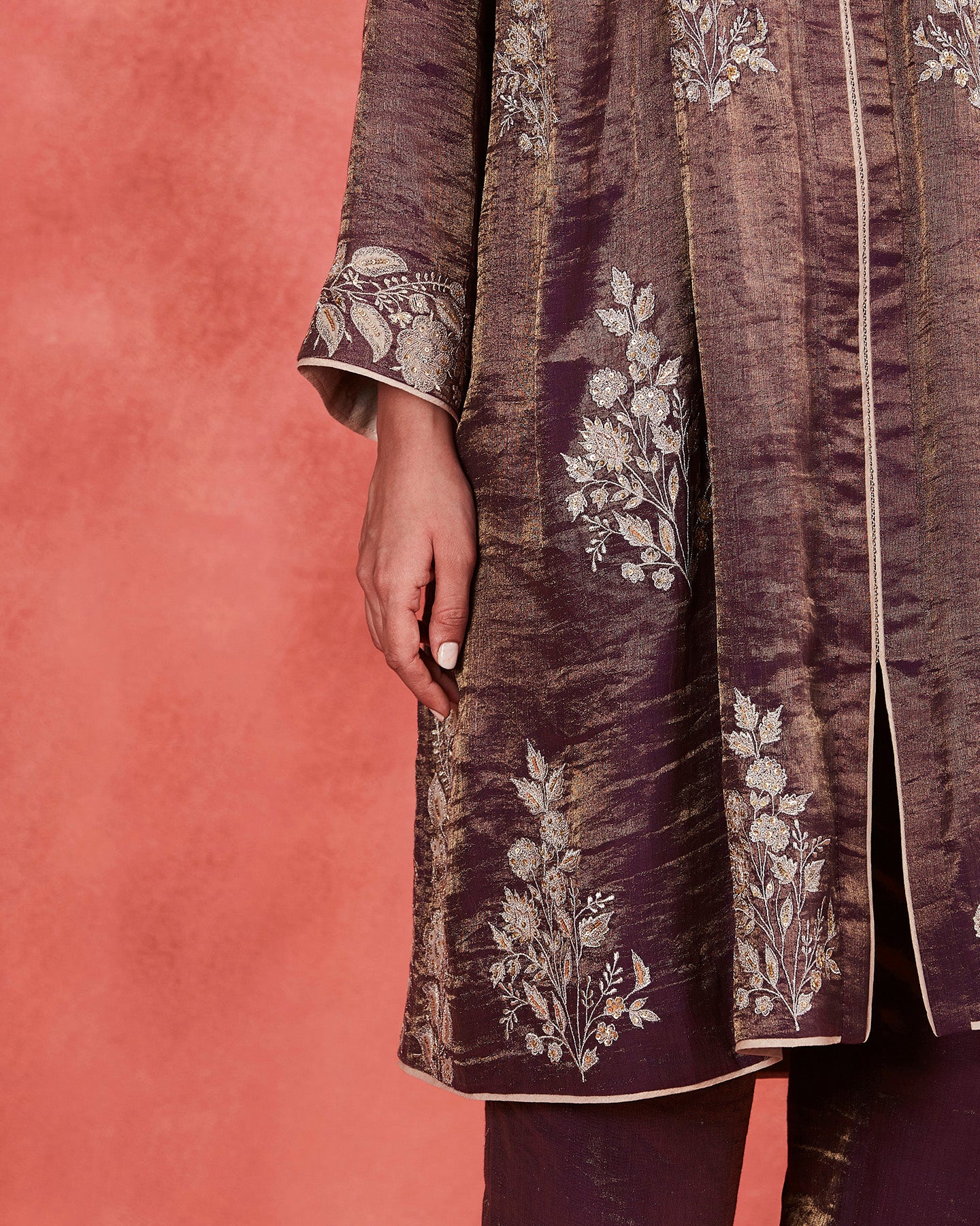 shadiya short kurta set