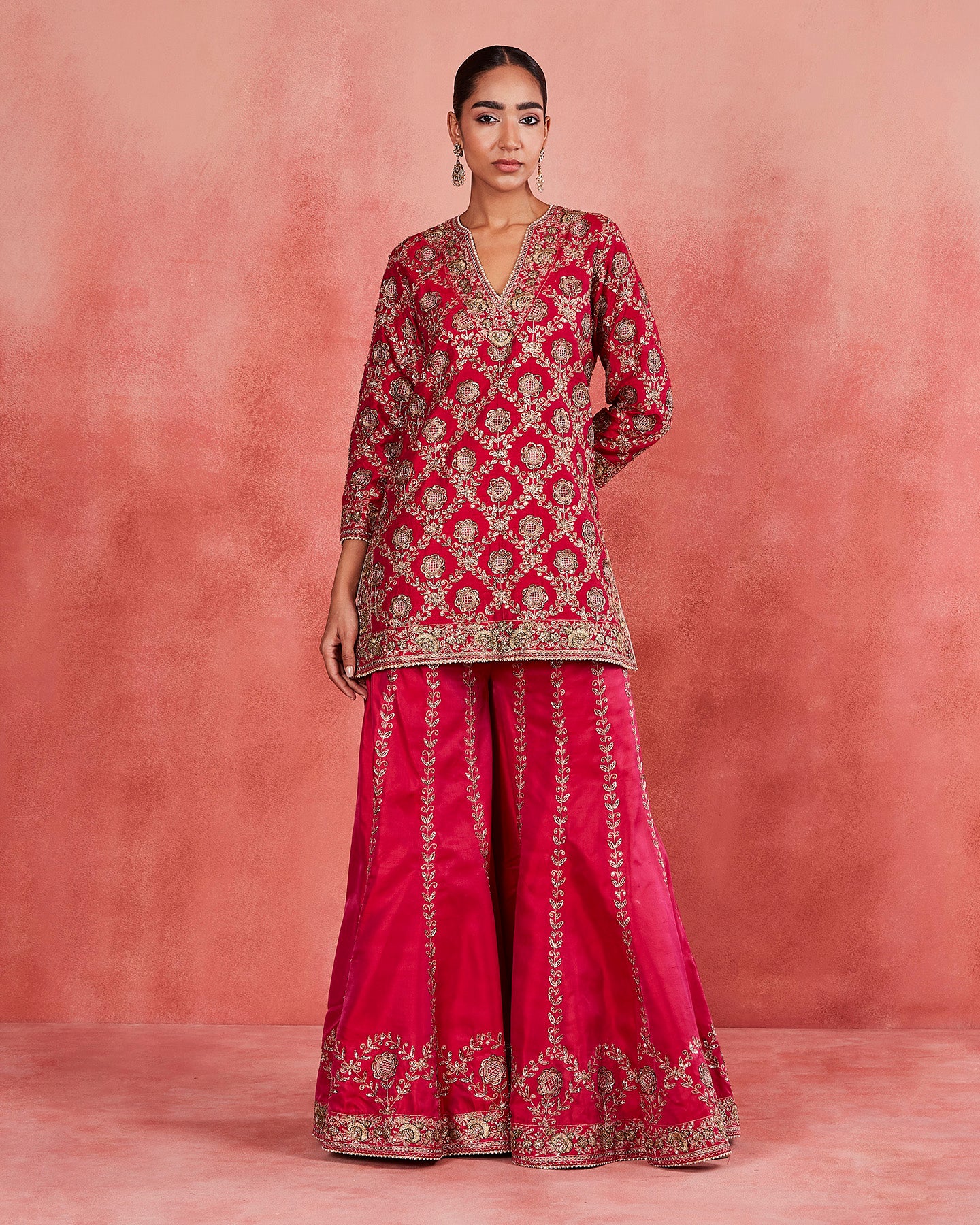 aneesa sharara set