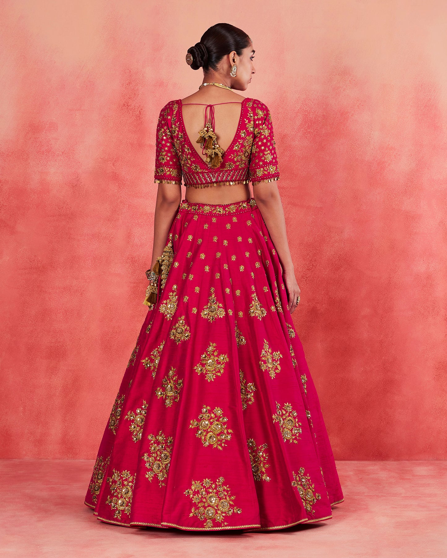 yasmin lehenga set