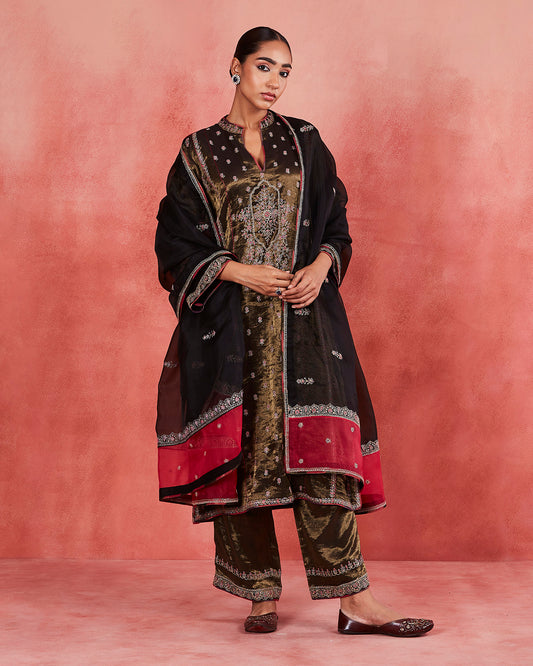 zahira long kurta set