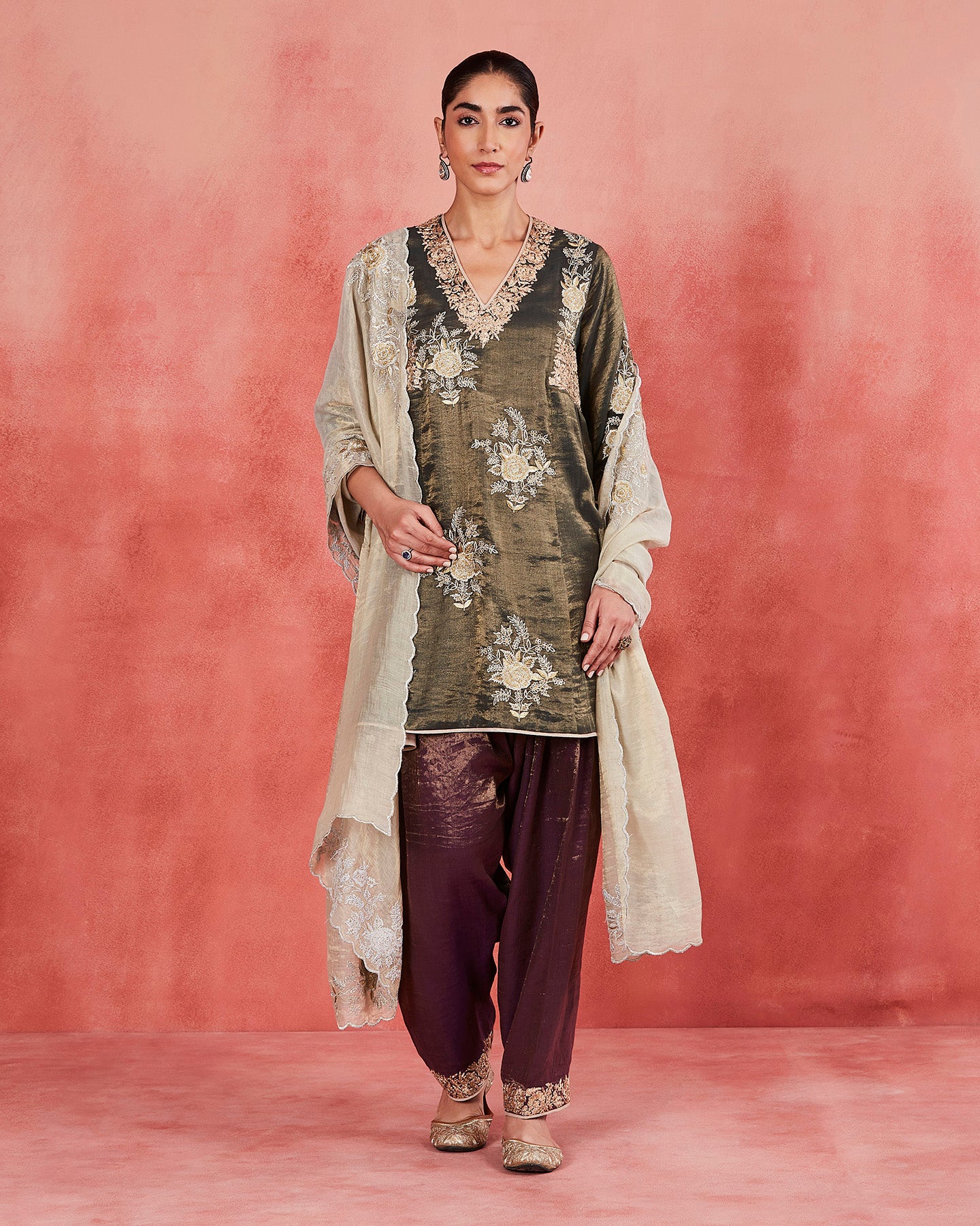 Aamina Short Kurta Set