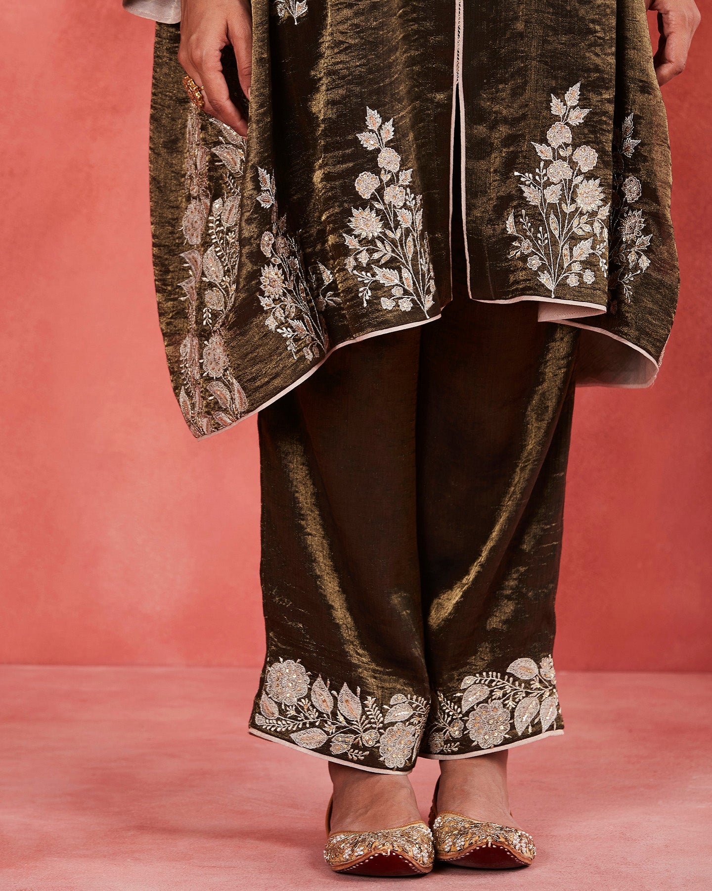 samiya short kurta set