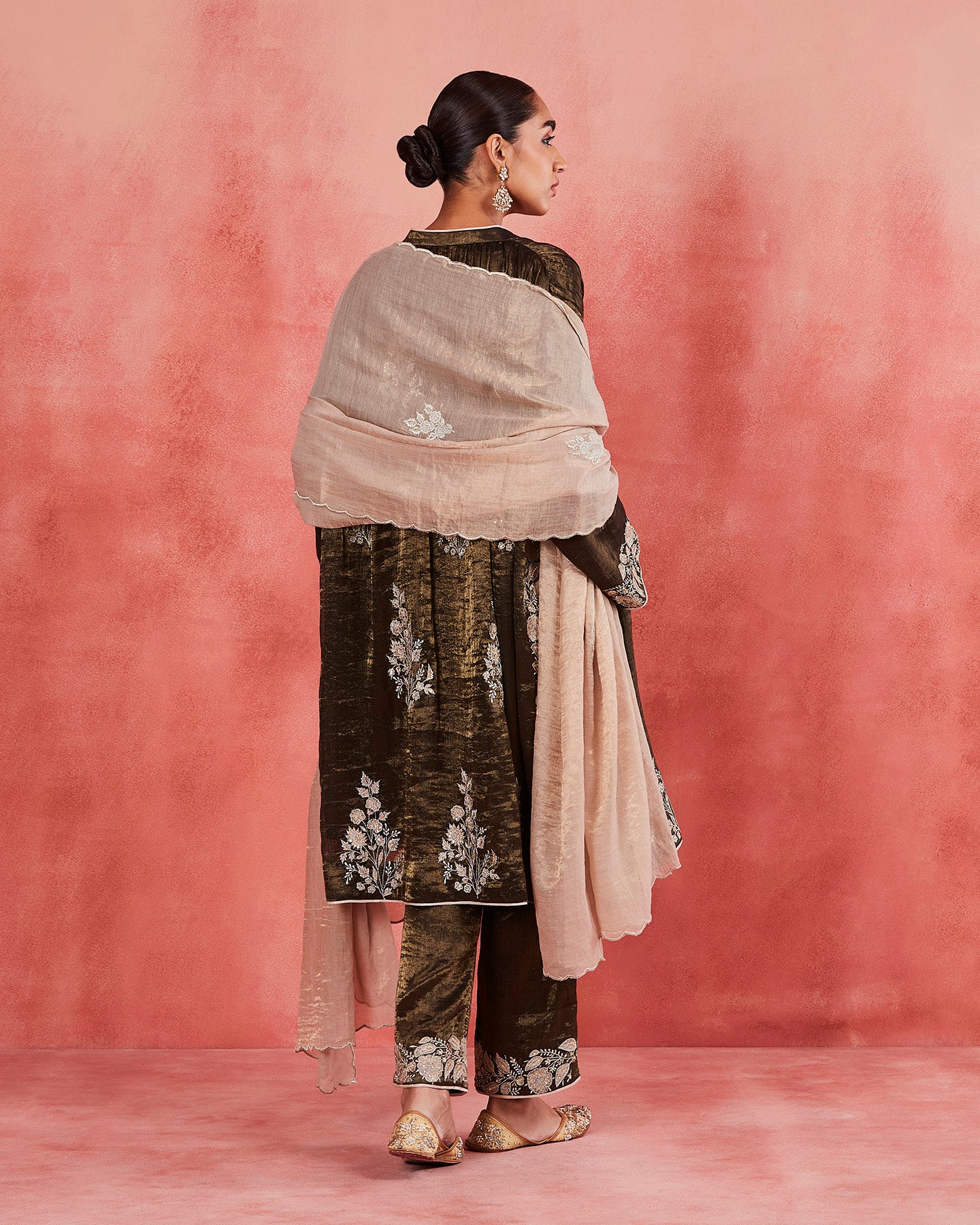 samiya short kurta set