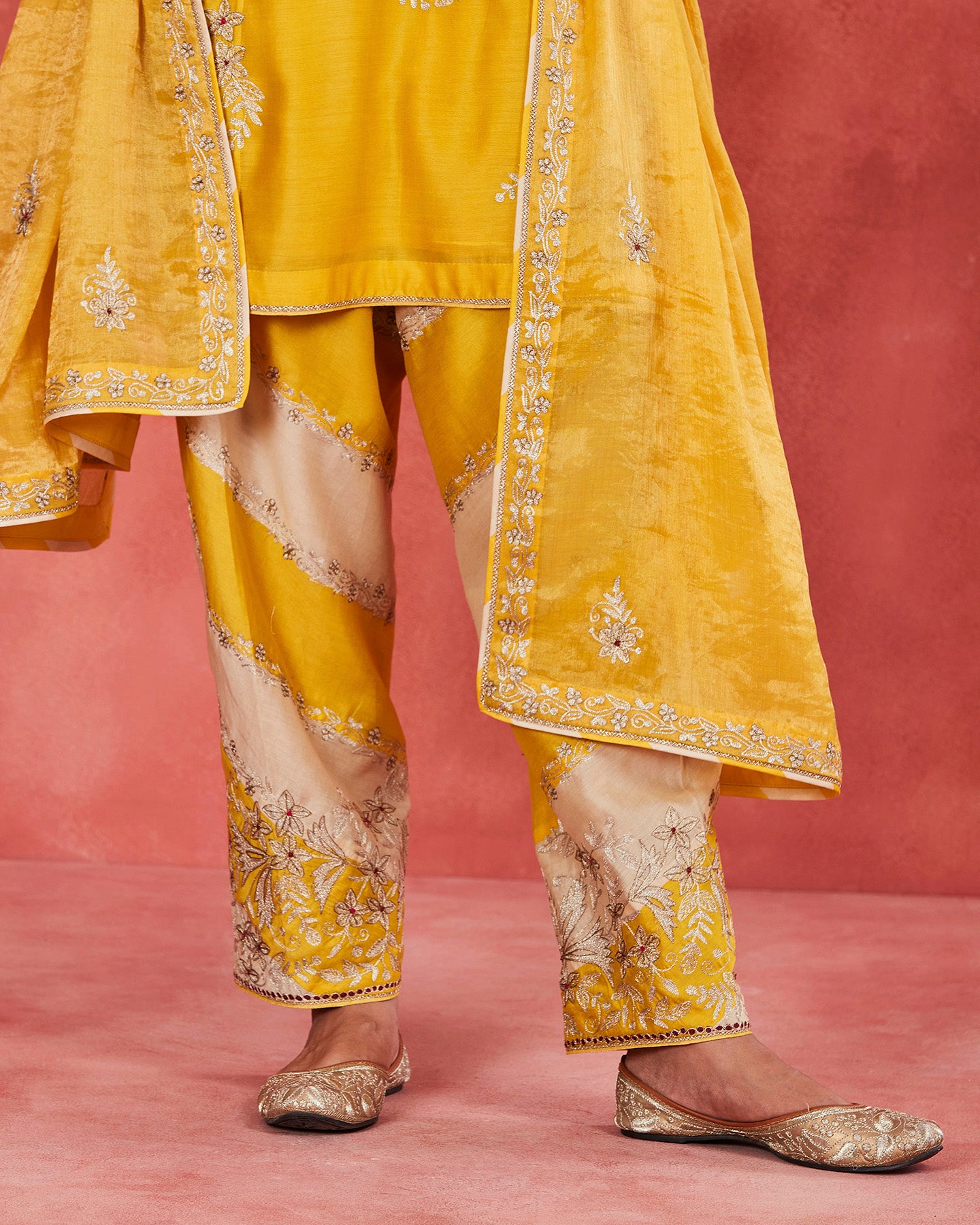 Aala Short Kurta Set
