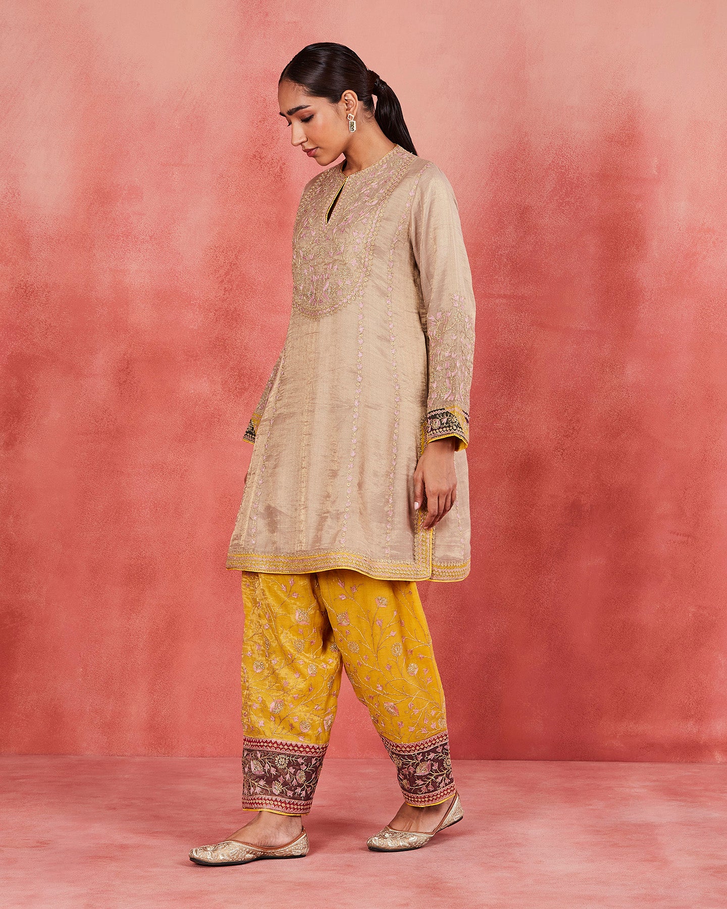 Ayah Short Kurta Set