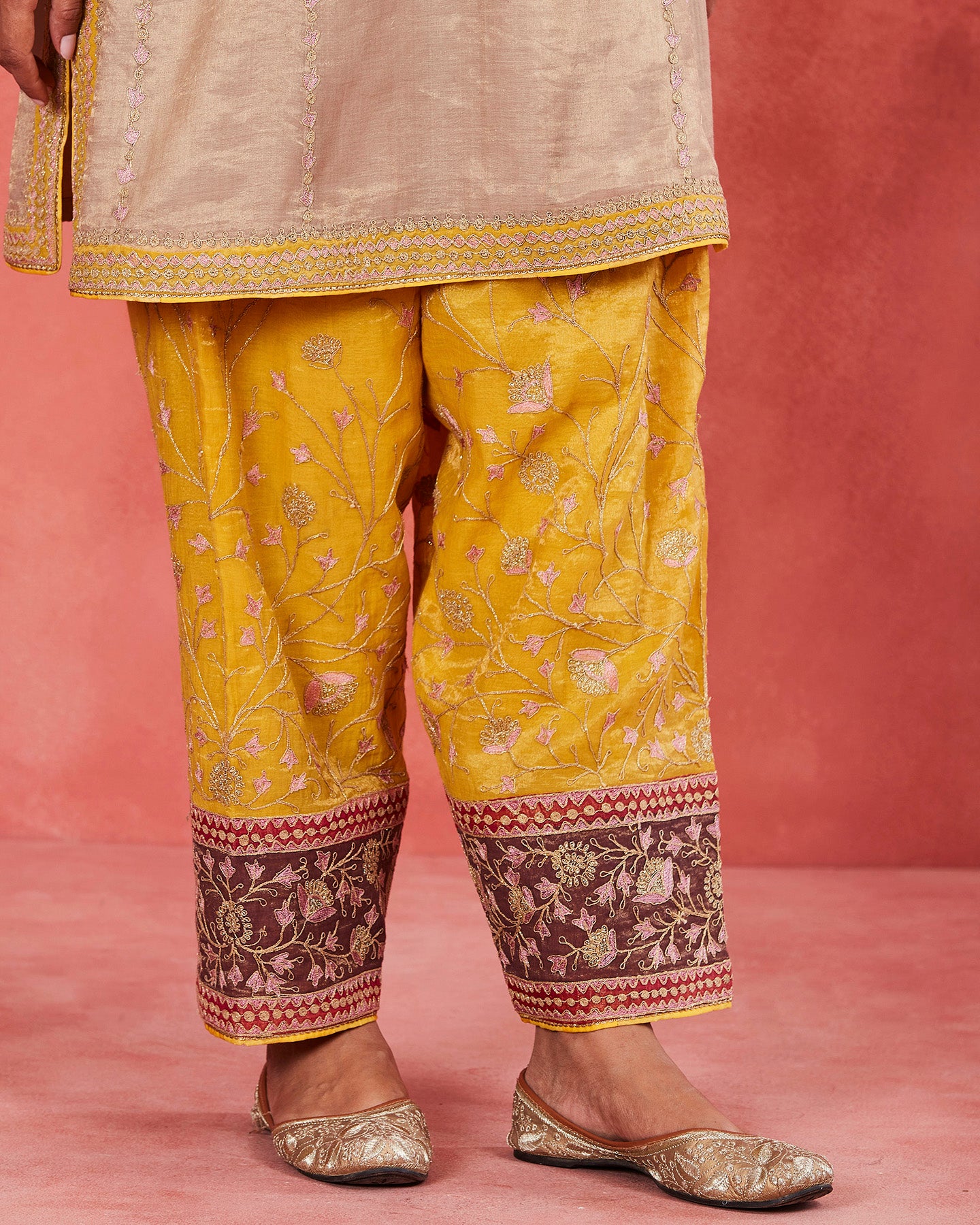 Ayah Short Kurta Set
