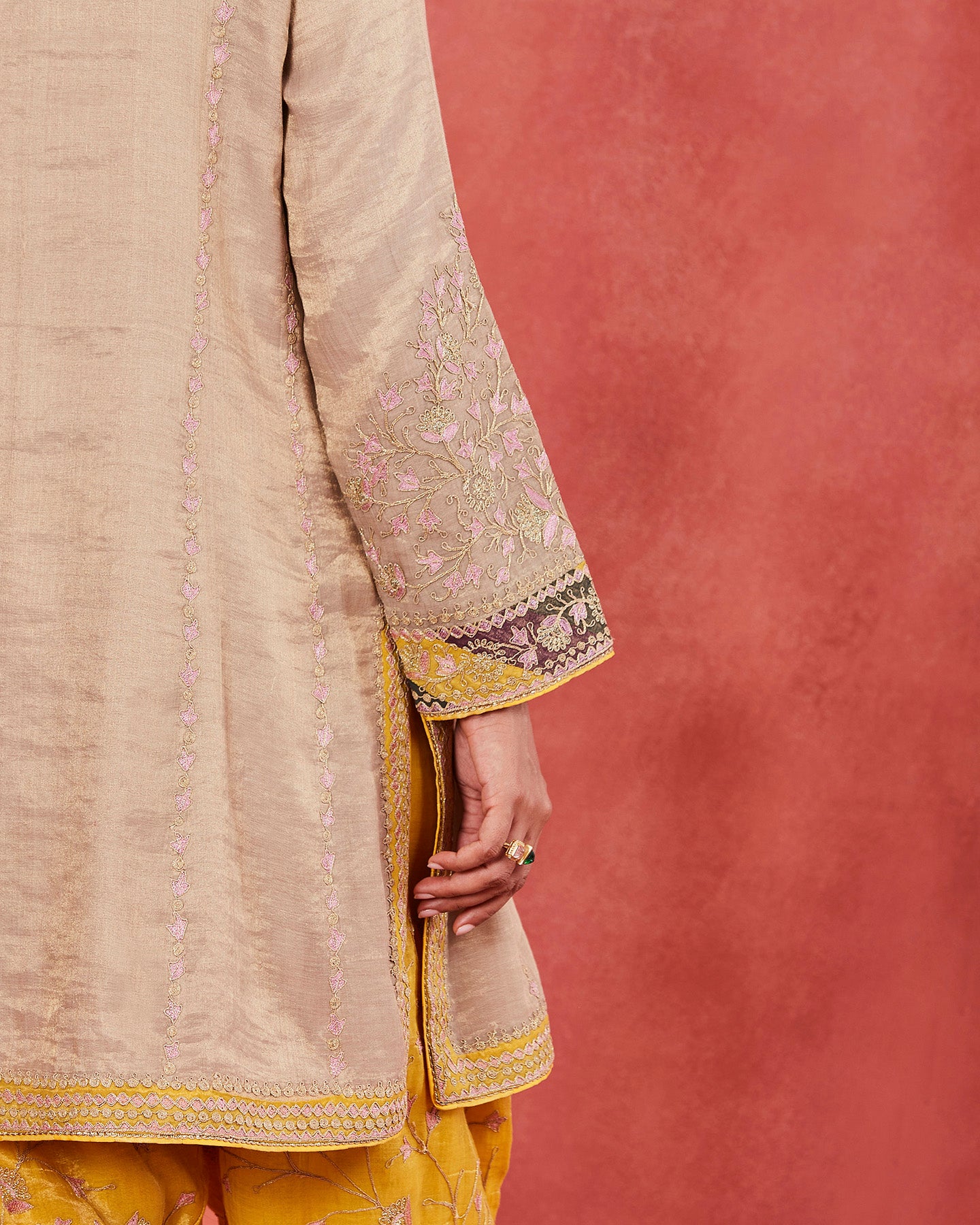 Ayah Short Kurta Set