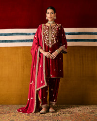 saanvi short kurta set