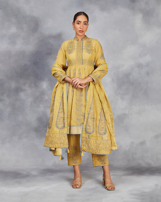 zaira short anarkali set