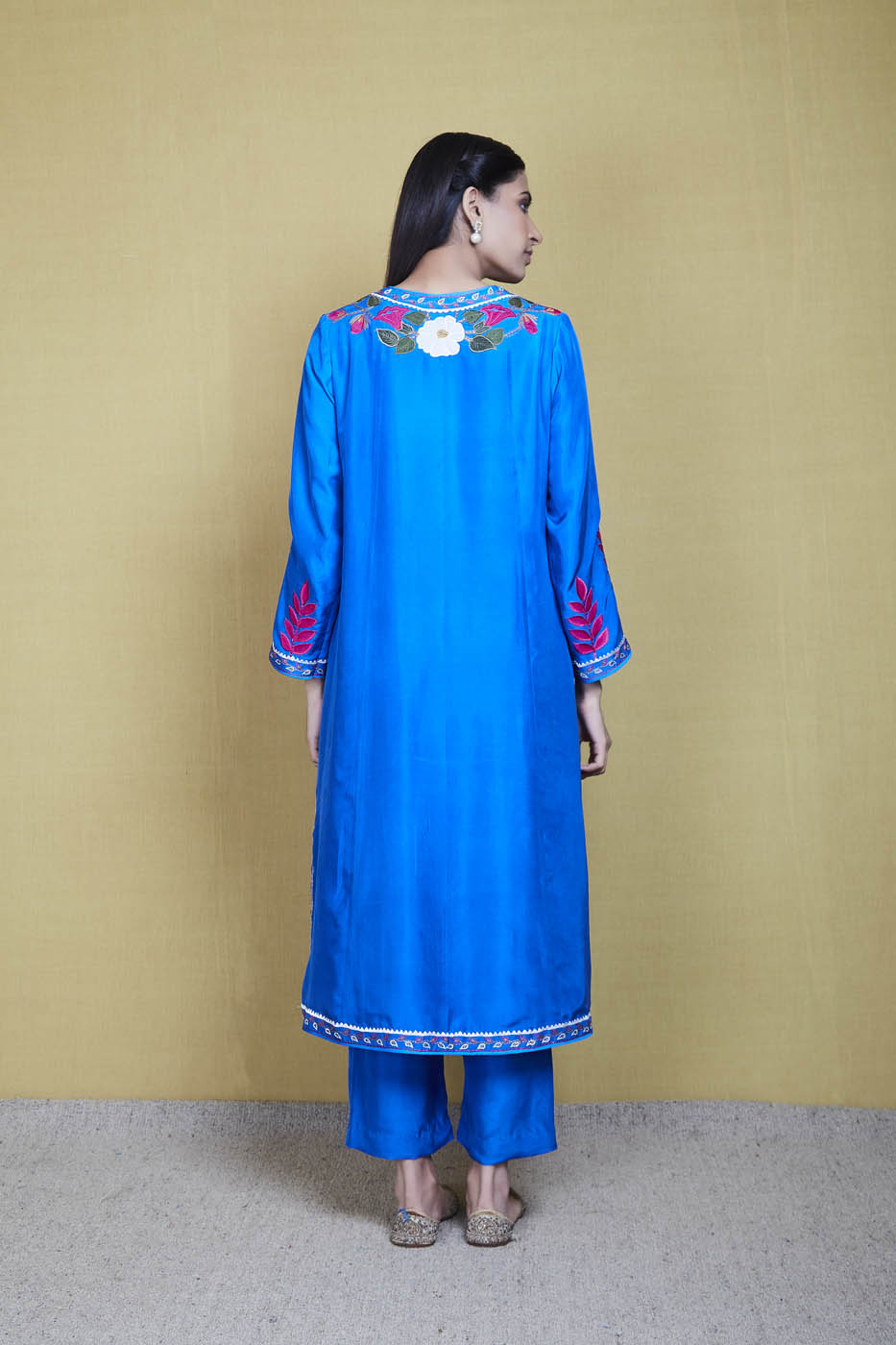 Esha Kurta Set