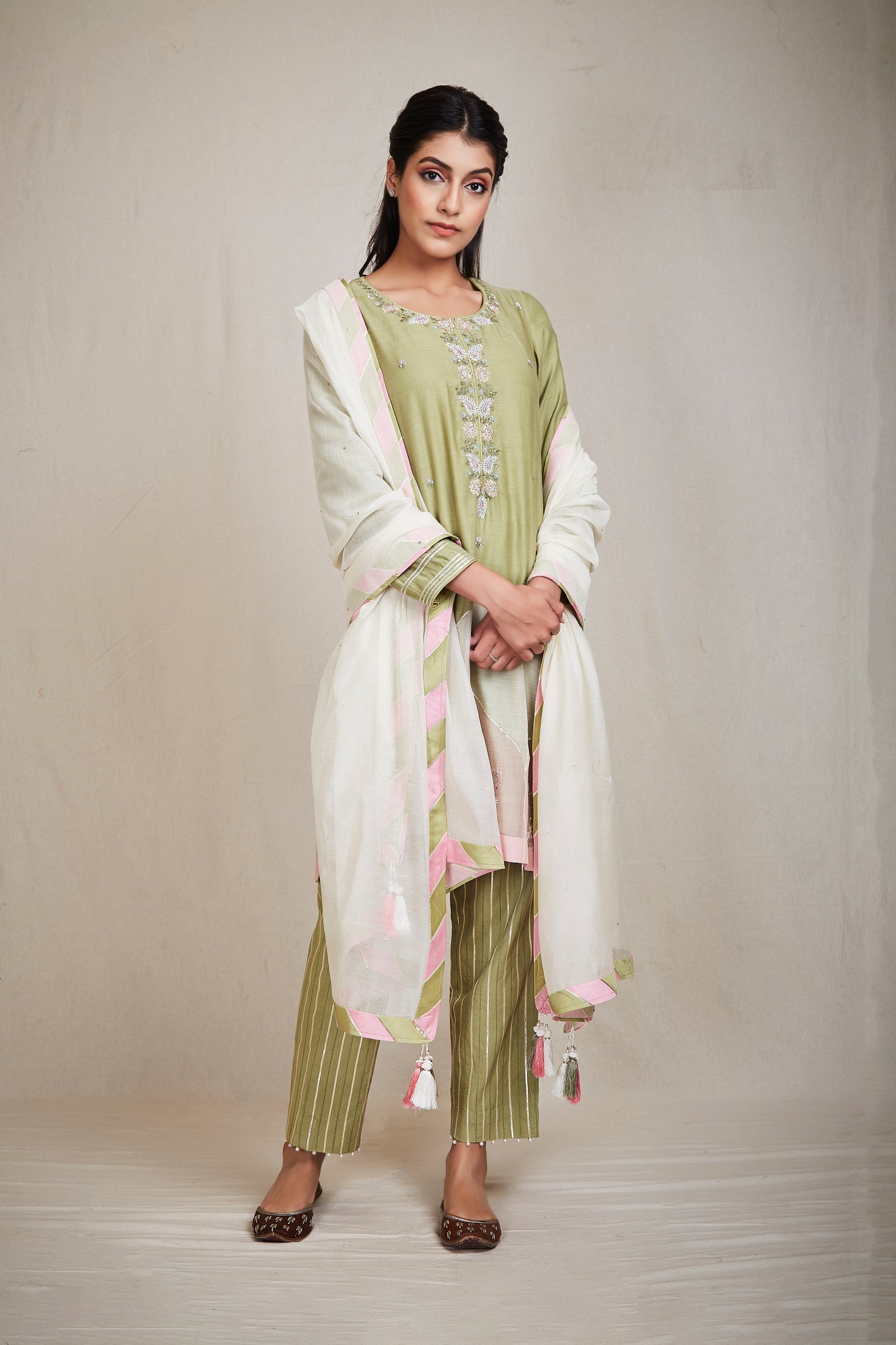 Mehnaaz Kurta Set
