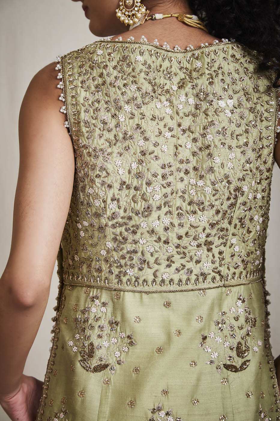 Yusra Gharara Set