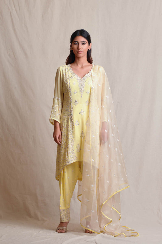 farhana a line