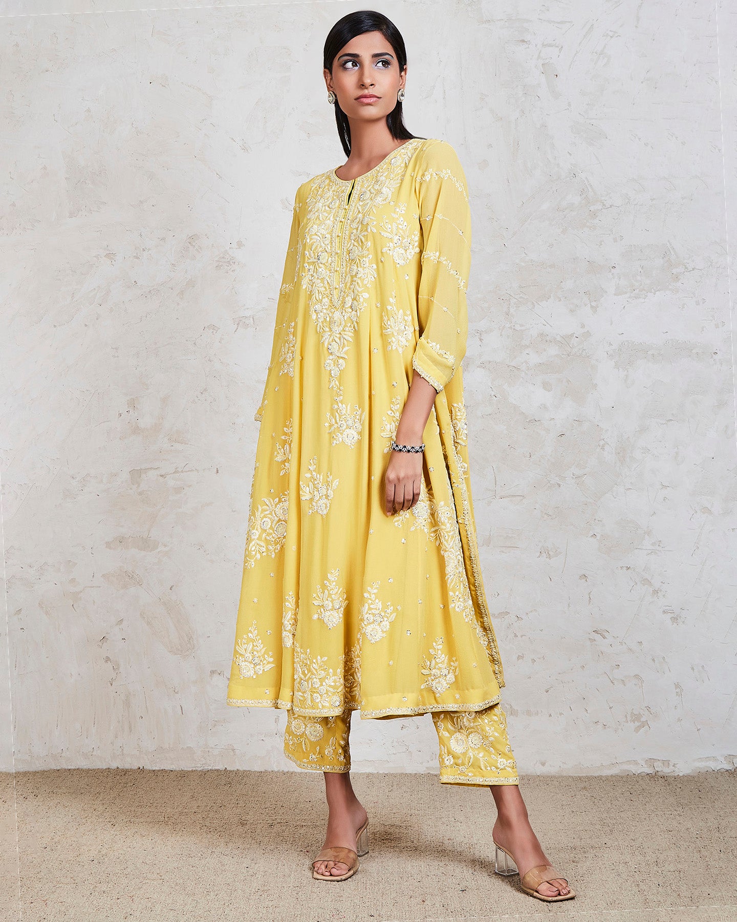 Nurvi Kurta Set