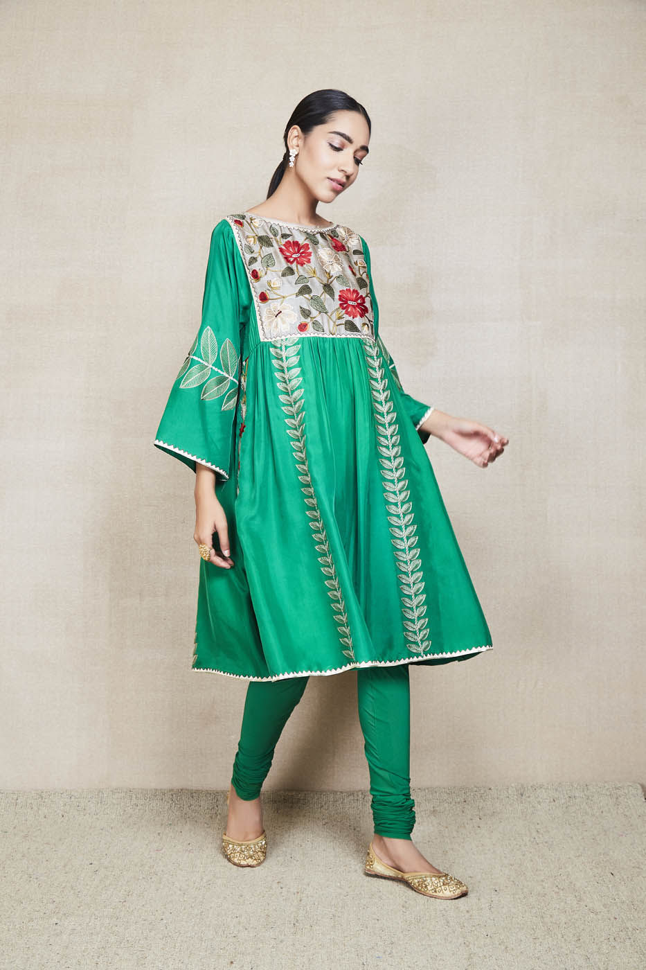 Fulki Kurta Set