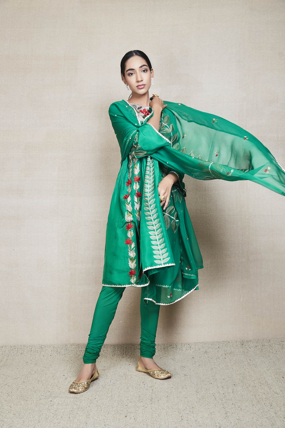 Fulki Kurta Set