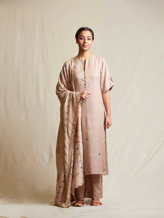 Kulsum Kurta Set