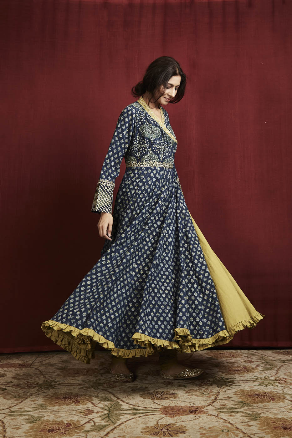 Neelya Anarkali Set