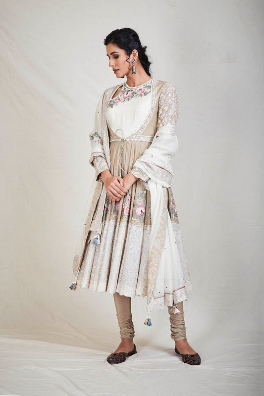 zubeda anarkali set