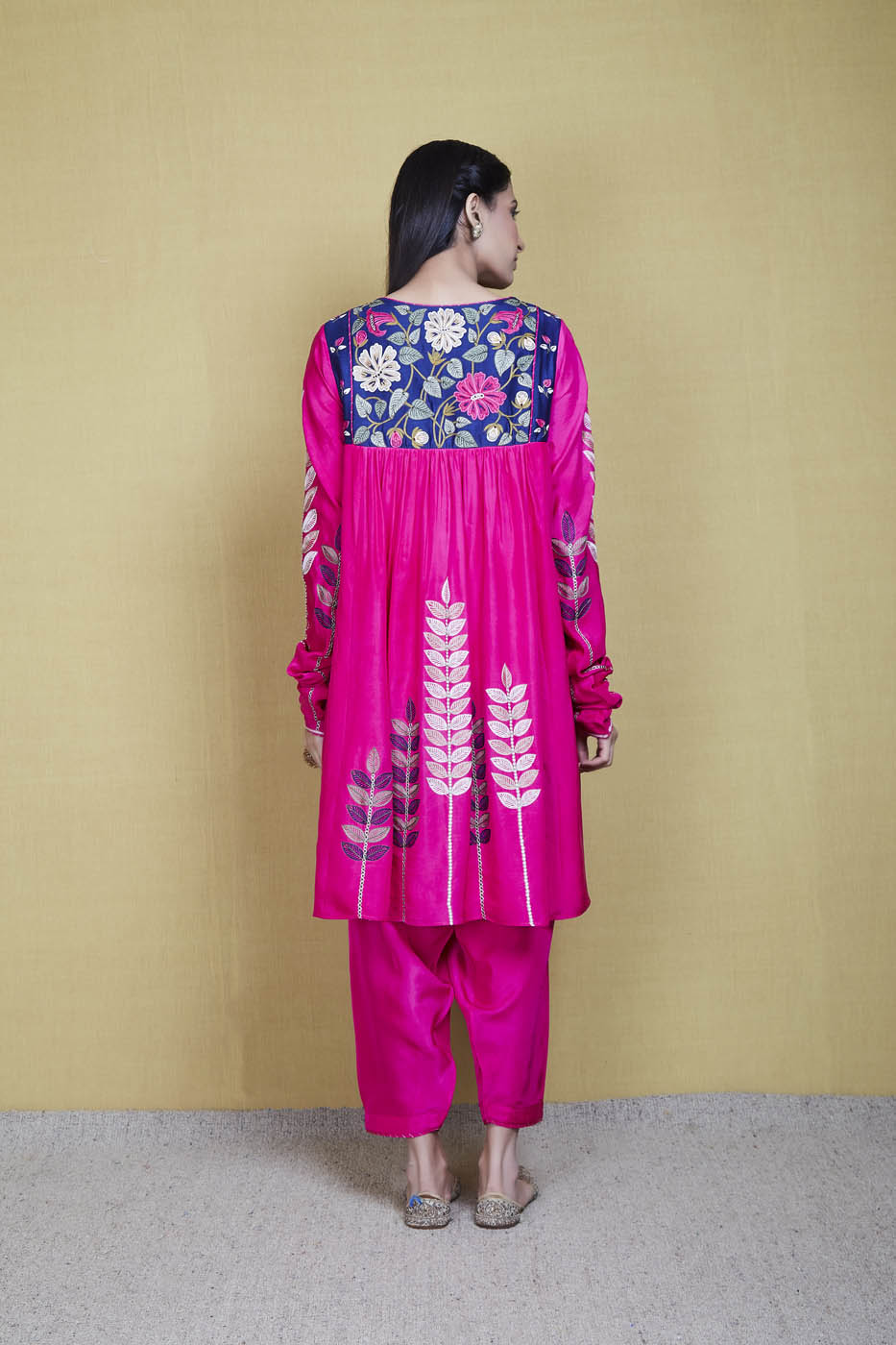 Charvi Kurta Set