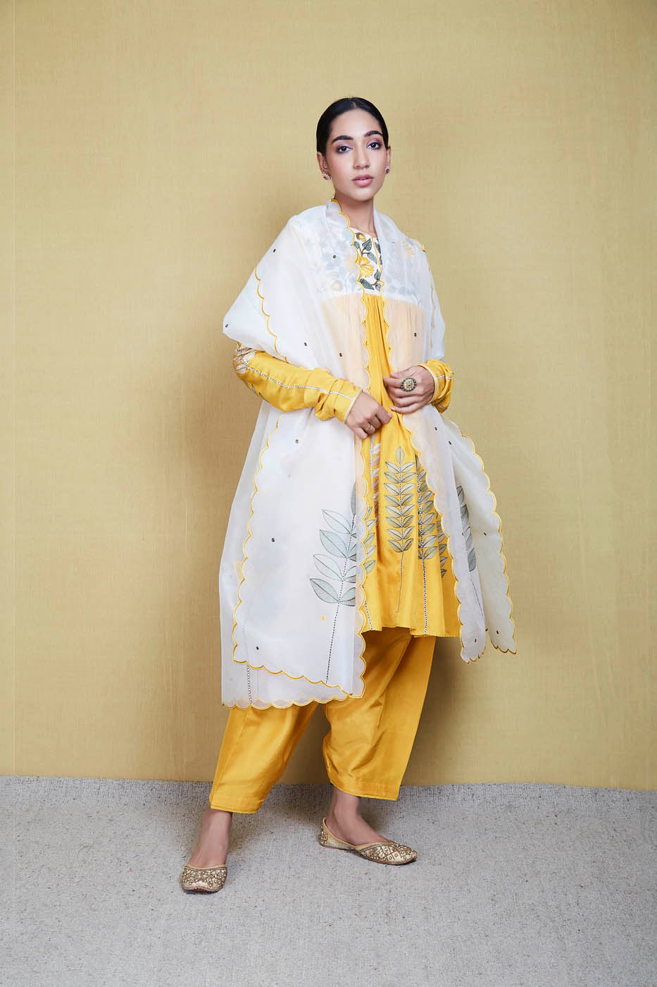 Charvi Kurta Set