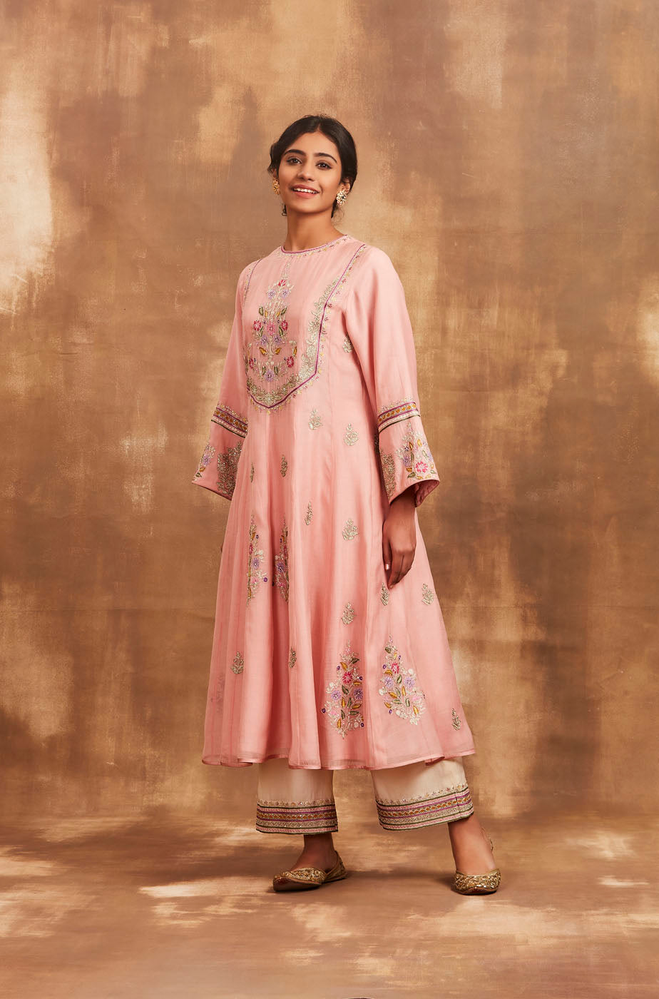 Rutvi Anarkali Set