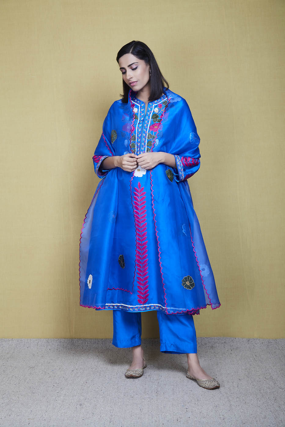 Esha Kurta Set