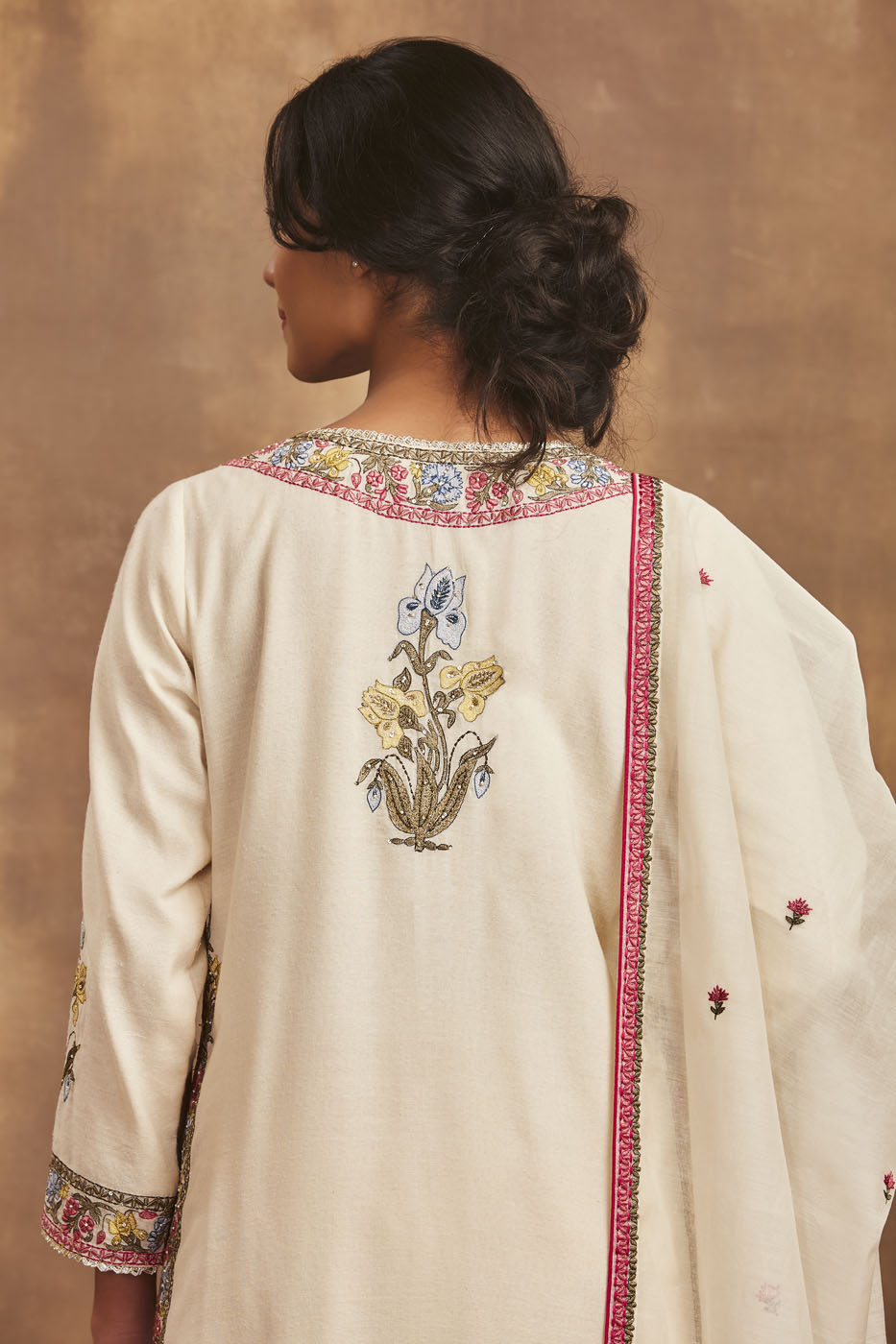 kali kurta set