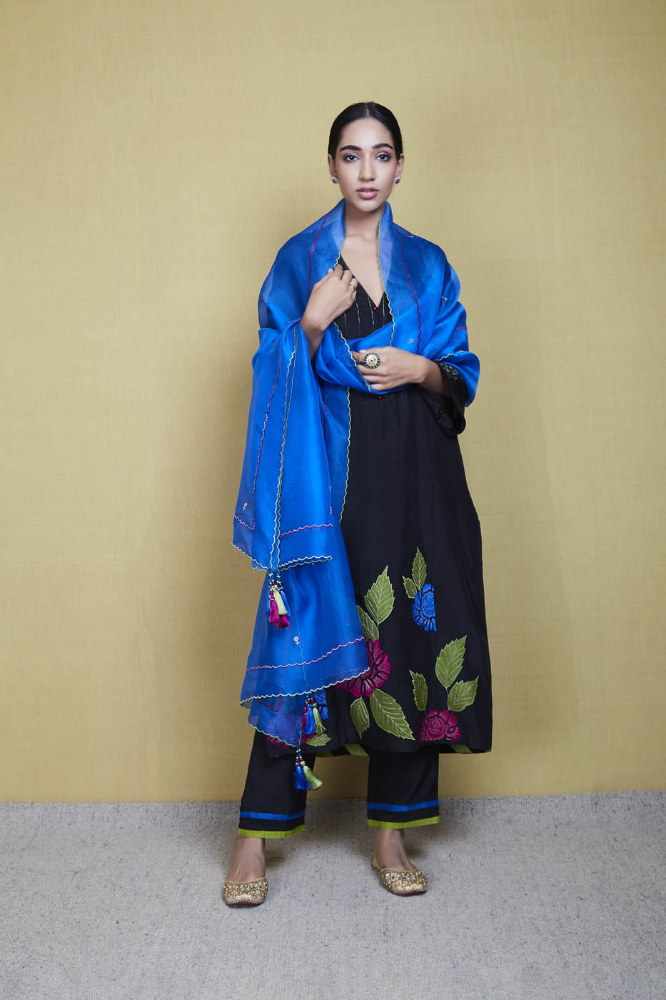 Pallavi Kurta Set
