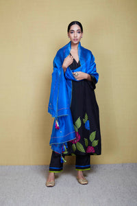 pallavi black kurta set