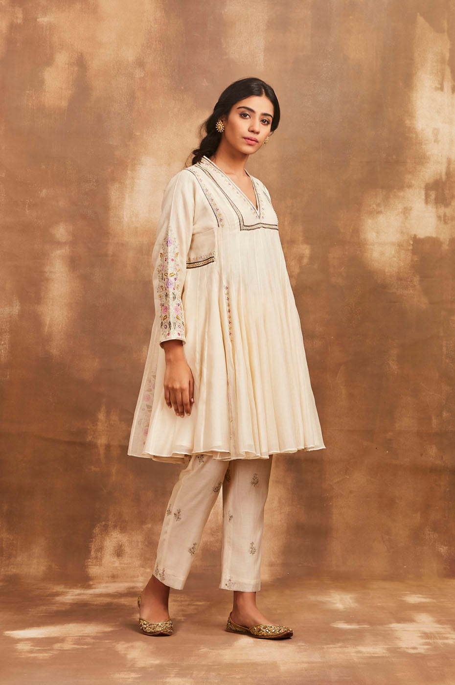 Shuddhi Anarkali Set